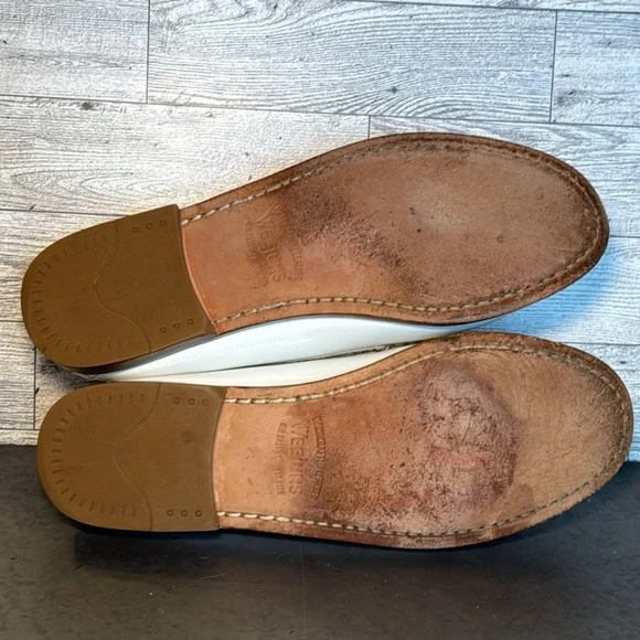 G.H. Bass & Co. White Handcrafted Patent Leather Weejuns withTassels Women’s 7.5 - Picture 6 of 12